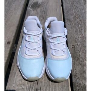 Air Jordan 11 CMFT Igloo Glacier Blue Women's Sz 10.5  EU 42.5 DV2629-100 GUC